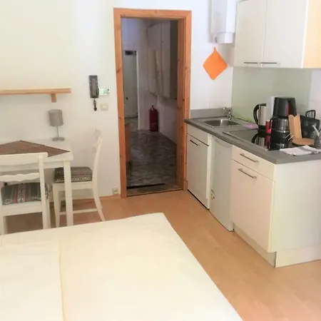 Rosys Fewos Steigstrasse S3 Apartment